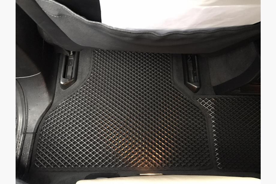 BMW X5 E70 2007-2013 Dywaniki EVA V-1 (czarne) Zdjęcia 7