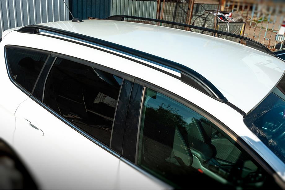Ford Kuga/Escape 2013-2019 Relingi dachowe Skyport (czarne) Image