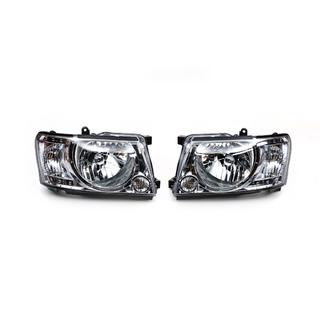 Reflektory przednie Safari jasne (2004-2008, 2 szt) Nissan Patrol Y61 1997-2011 zdjęcia 2