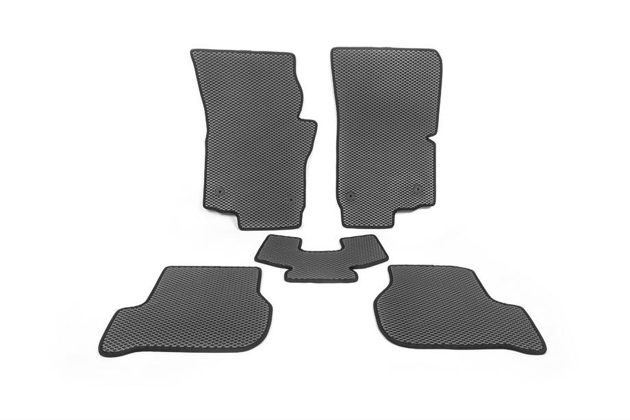Seat Leon 2005-2012 Dywaniki EVA (czarne) Image