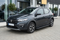 Dacia Sandero 2021- Progi Boczné Allmond Black (2 szt., Aluminium) zdjęcia 1