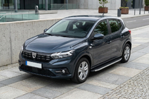 Dacia Sandero 2021- Progi Boczné Fullmond (2 szt., Aluminium) zdjęcia 1