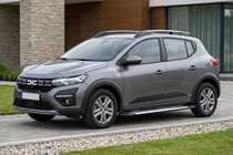 Dacia Sandero 2021- Progi Boczne Line (2 szt., Aluminium) zdjęcia 1