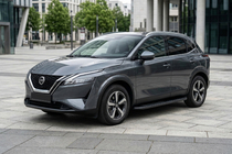 Nissan Qashqai 2021- Progi Boczné Bosphorus Black (2 szt., Aluminium) zdjęcia 1