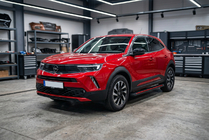 Opel Mokka 2021- Progi Boczné Maya Red (2 szt., Aluminium) zdjęcia 1