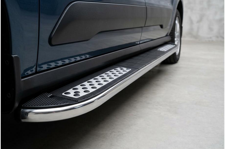 Volkswagen Caddy 2020- Progi Boczné Tayga V2 (2 szt., Aluminium) Image