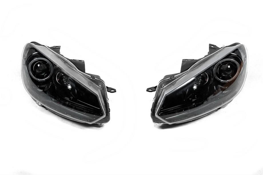 Volkswagen Golf 6 2008-2014 Reflektory Przednie Black (2 szt, LED) Image