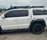 Volkswagen Amarok 2010-2022 Progi boczne Dakar V2 z LED (2 szt, metal) zdjęcia 6
