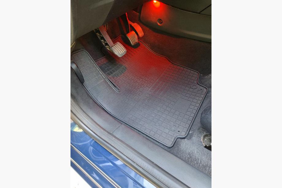 Ford Mondeo 2008-2014 Gumowe dywaniki Polytep (4 szt) Image