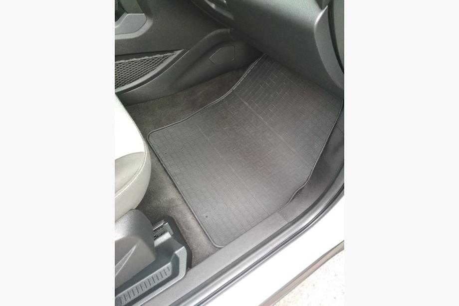 Ford Kuga/Escape 2013-2019 Gumowe dywaniki Polytep (4 szt) Zdjęcia 5