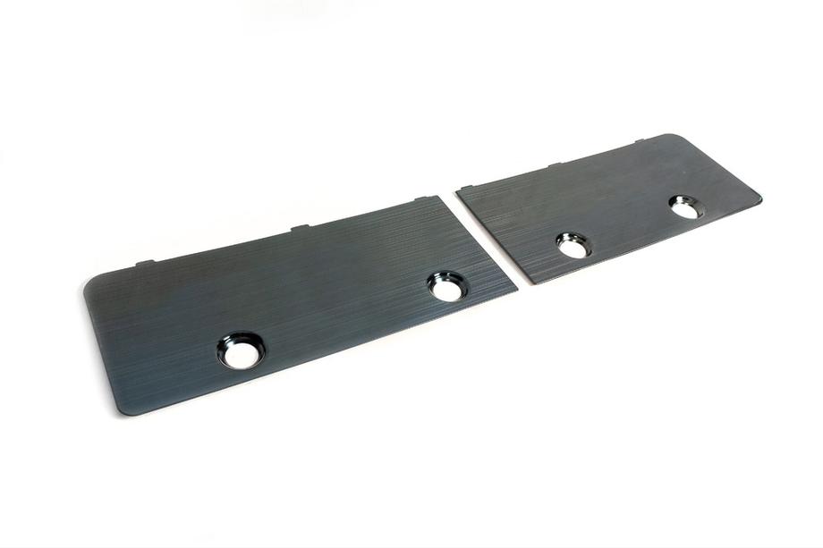 Toyota Land Cruiser 200 2007-2021 Wstawki na klapę bagażnika (2 szt., aluminium) Image
