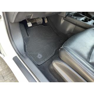 Dywaniki EVA (czarne) Nissan Leaf 2010-2017 zdjęcia 3