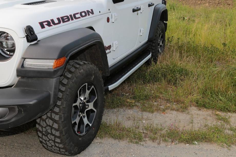 Jeep Wrangler 2018- Progi Boczné Fullmond (2 szt., Aluminium) Image
