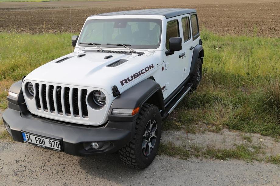 Jeep Wrangler 2018- Progi Boczné RedLine (2 szt., Aluminium) Image