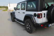 Jeep Wrangler 2018- Progi Boczné Tayga V2 (2 szt., Aluminium) zdjęcia 1