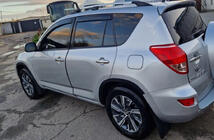 Toyota Rav 4 2006-2013 Poszerzenia nadkoli (4 szt, czarne, plastik ABS) zdjęcia 2