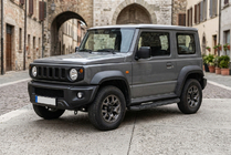 Suzuki Jimny 2018- Progi Boczné Tayga Black (2 szt., Aluminium) zdjęcia 1