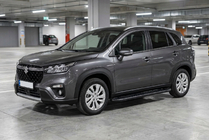 Suzuki SX4 S-Cross 2021- Progi Boczne Bosphore Black (2 szt., Aluminium) zdjęcia 1