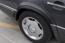 Mercedes E-сlass W124 1984–1997 Poszerzenia nadkoli 1989-1995 (4 szt, czarne, plastik ABS) zdjęcia 2