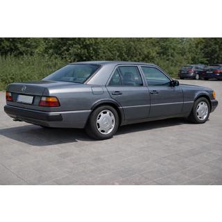 Poszerzenia nadkoli 1989-1995 (4 szt, czarne, plastik ABS) zdjęcia 3