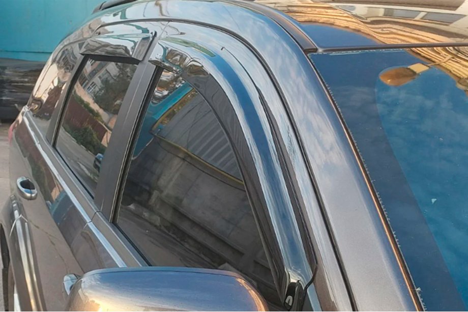 Fiat Freemont 2011-2016 Deflektory Okien (4 szt, HIC) Image