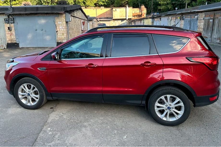 Ford Kuga/Escape 2013-2019 Deflektory szyb wsuwane (4 szt, HIC) Image