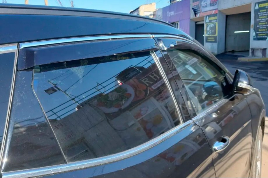 Infiniti FX 2008-2012 Deflektory szyb z listwą chromowaną (4 szt, HIC) Image