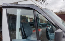 Ford Transit 2000–2014 Deflektory Okien (2 szt., Sunplex Sport) zdjęcia 1