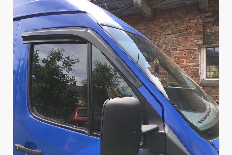 Mercedes Sprinter W901/902/903/904/905 1995–2006 Deflektory Okien (2 szt., Sunplex Sport) Zdjęcia 1