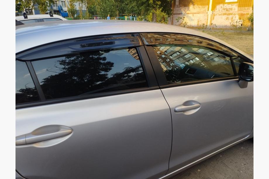 Honda Civic Sedan IX 2011-2016 Deflektory Okien (4 szt., Sunplex Sport) Image