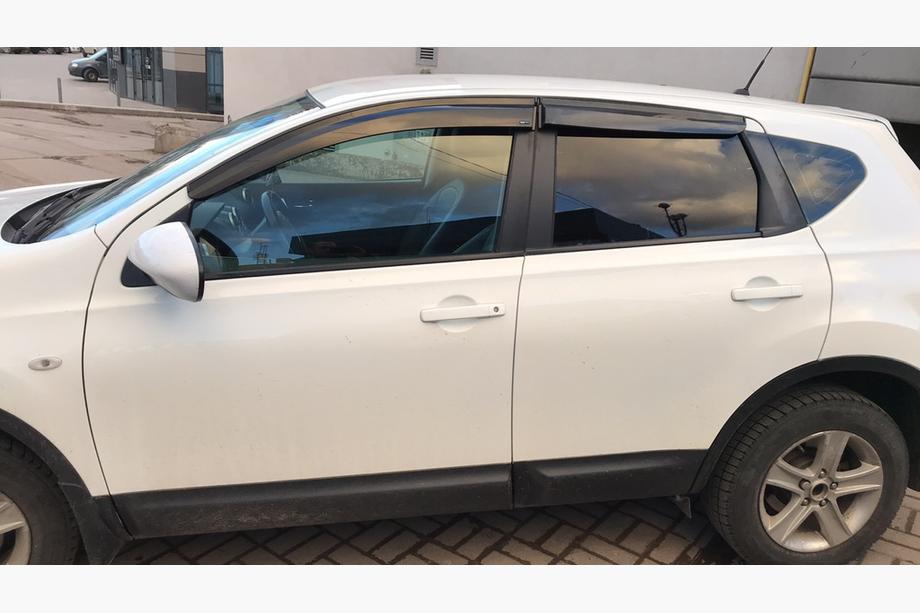 Nissan Qashqai 2007-2010 Deflektory Okien (4 szt., Sunplex Sport) Image