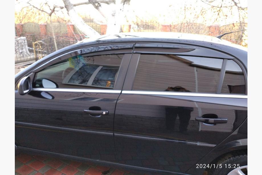 Opel Vectra C 2002-2008 Deflektory Okien SD (4 szt., Sunplex Sport) Zdjęcia 7