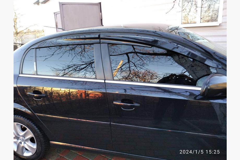 Opel Vectra C 2002-2008 Deflektory Okien SD (4 szt., Sunplex Sport) Zdjęcia 6