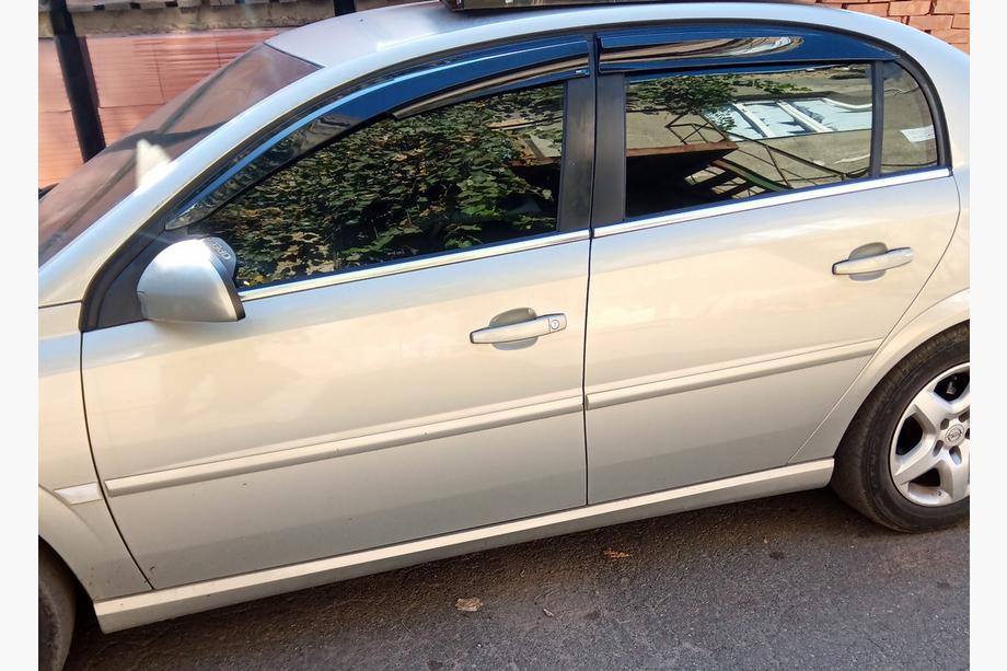 Opel Vectra C 2002-2008 Deflektory Okien SD (4 szt., Sunplex Sport) Zdjęcia 11