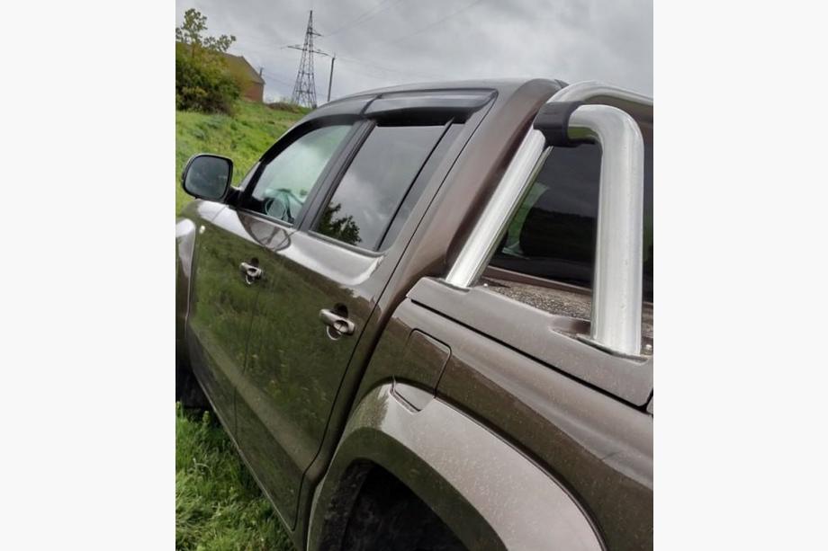 Volkswagen Amarok 2010-2022 Deflektory Okien (4 szt., Sunplex Sport) Zdjęcia 9