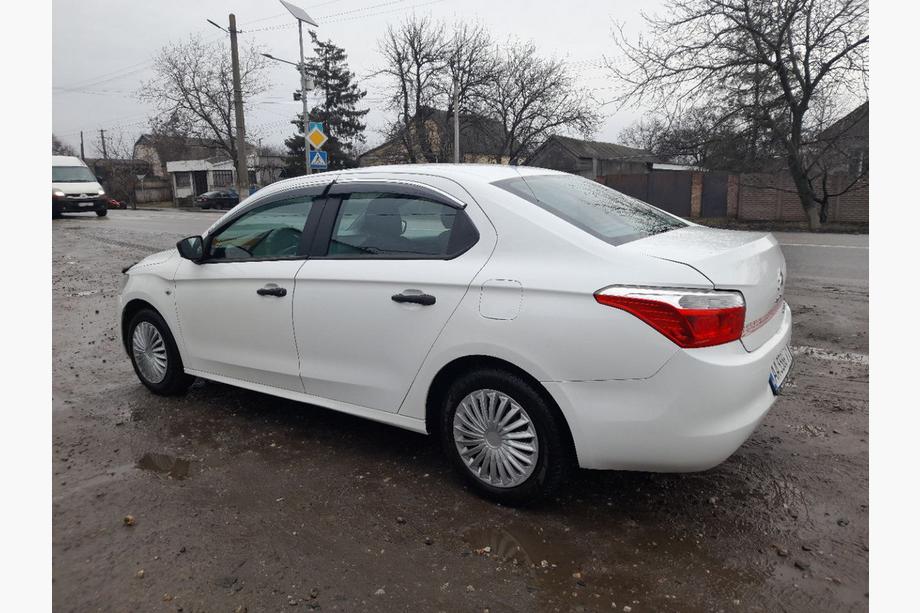 Citroen C-Elysee 2013-2022 Deflektory szyb z listwą chromowaną (4 szt., Sunplex Chrome) Zdjęcia 1