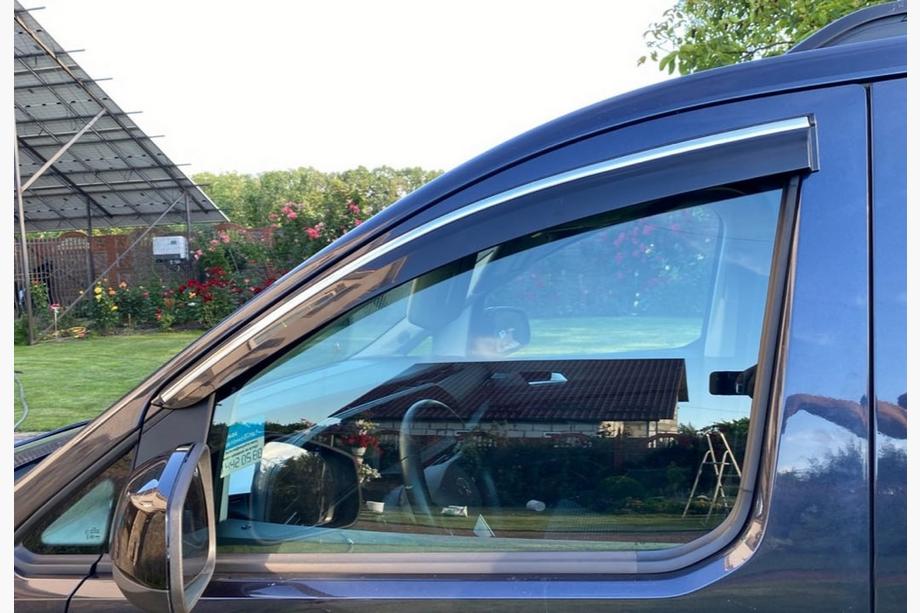 Volkswagen Caddy 2020- Owiewki szyb z chromowaną listwą (2 szt., Sunplex Chrome) Image