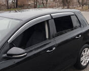 Volkswagen Golf 5 2003-2009 Deflektory szyb z listwą chromowaną (4 szt., Sunplex Chrome) zdjęcia 8
