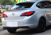 Opel Astra J 2009-2015 Spojler Lip Sedan (Sunplex, Czarny) (115cm x 5,5cm) zdjęcia 1