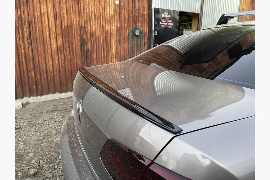 Volkswagen Passat B7 2012-2015 Spoiler Lip (Sunplex, czarny, do EU) (115,8cm x 6,3cm) Image