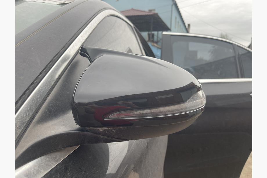 Mercedes C-class W205 2014-2021 Nakładki na Lusterka AMG-Look (2 szt) Zdjęcia 1