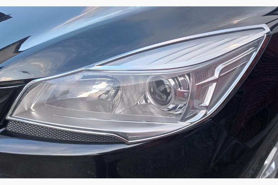 Ford Kuga/Escape 2013-2019 Nakładki na Reflektory 2013-2016 (ABS) Image