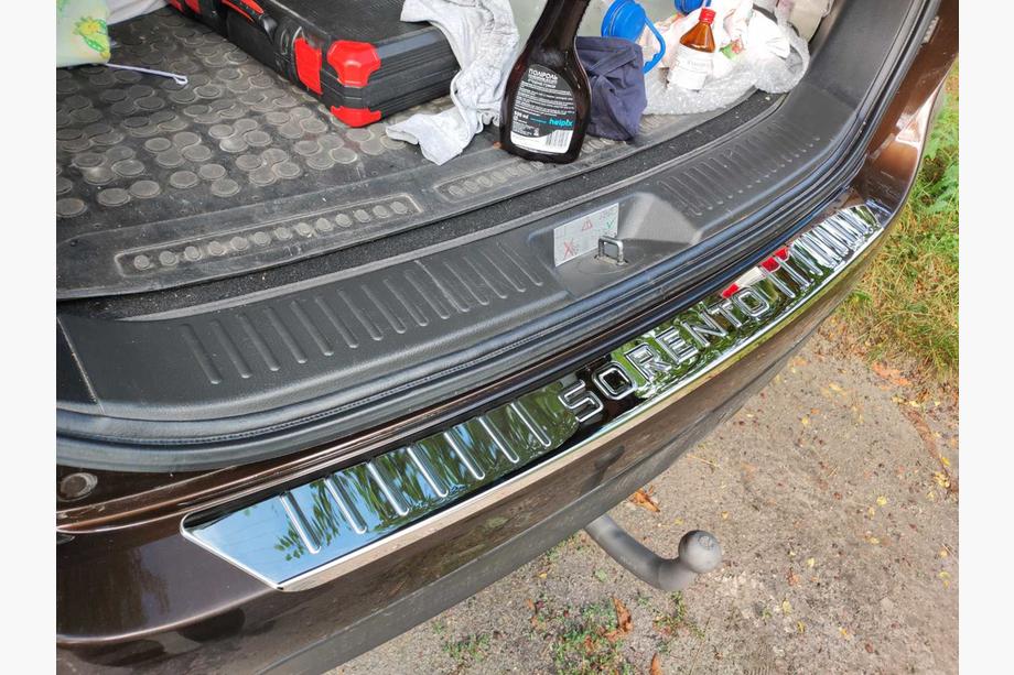 Kia Sorento II XM 2009-2014 Nakładka na tylny zderzak Libao (2013+) Image