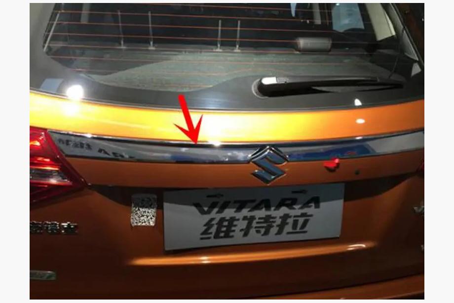 Suzuki Vitara 2015- Listwa chromowana nad tablica rejestracyjna Libao (ABS) Zdjęcia 1