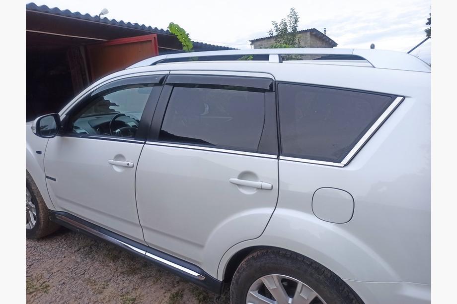 Mitsubishi Outlander 2012-2021 Chromowane deflektory szyb (4 szt., Libao) Image