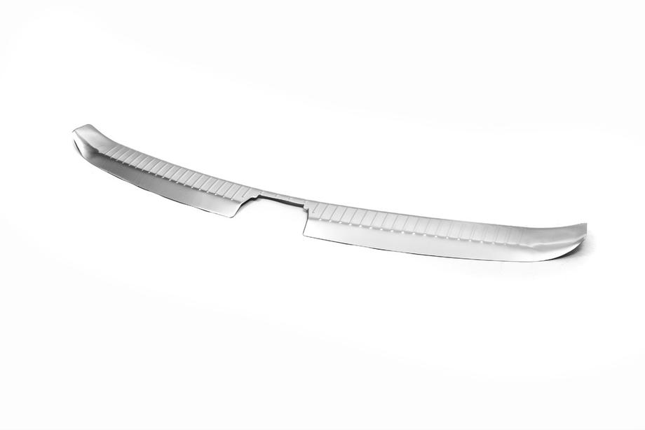 Nissan Qashqai 2010-2014 Nakładka na próg bagażnika Libao (stal nierdzewna) Zdjęcia 4