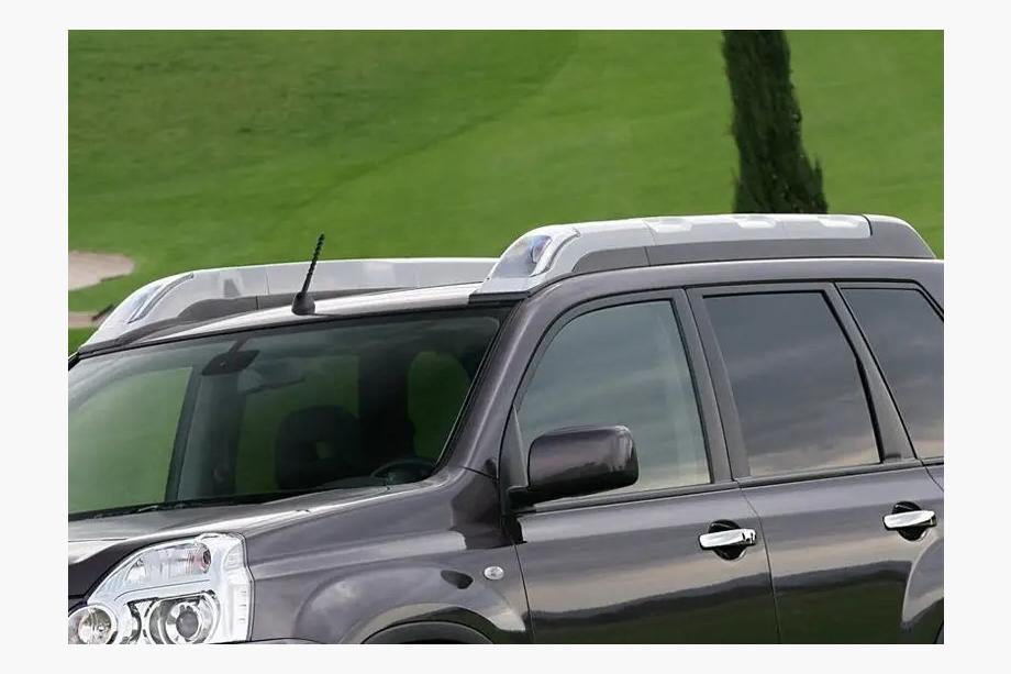 Nissan X-trail T31 2007-2014 Relingi Dachowe Oryginalny Design (z Lampami) Image
