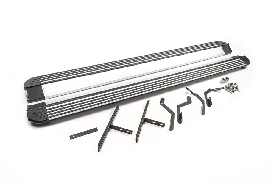Volkswagen Touareg 2002–2010 Progi Boczne OEM (2 szt, Aluminium) Image