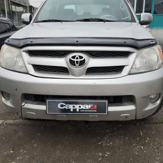Deflektor maski 2006-2011 (EuroCap) Toyota Hilux 2006-2015 zdjęcia 3