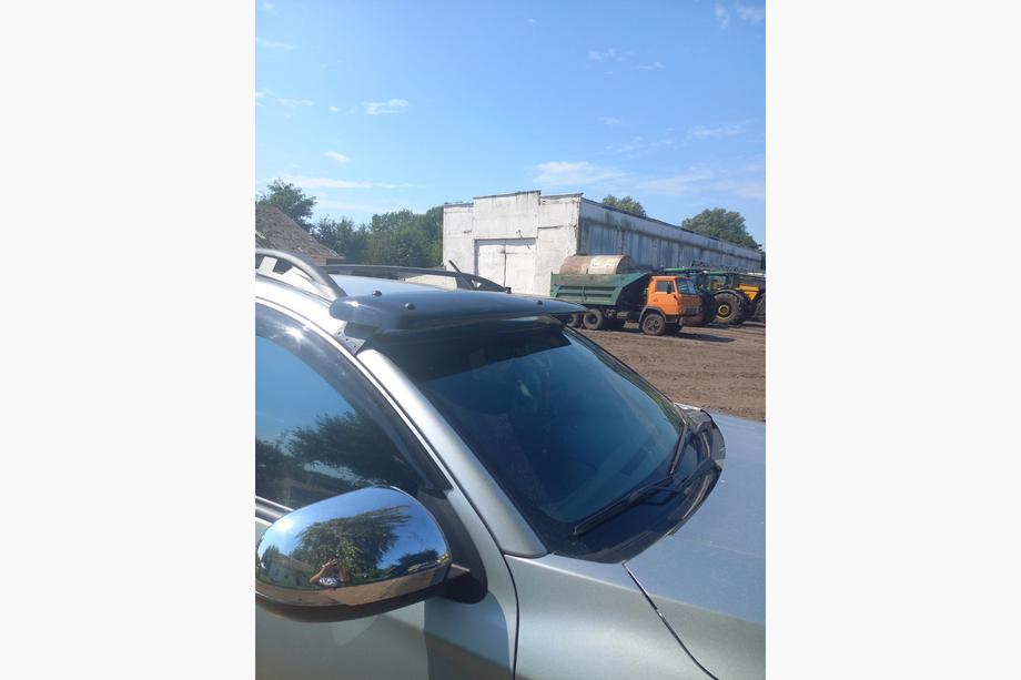 Mitsubishi L200 2015-2024 Daszek na Przednią Szybę Image